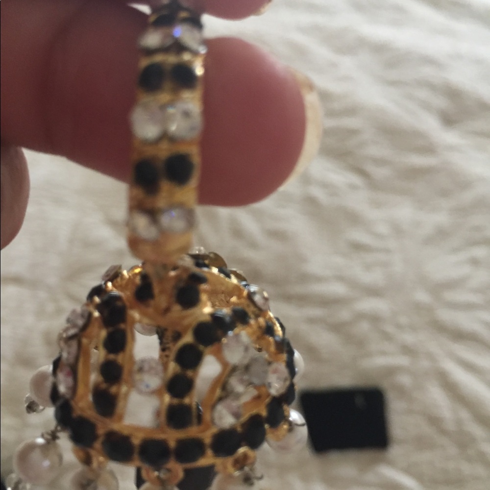 Bollywood jhumka style earring